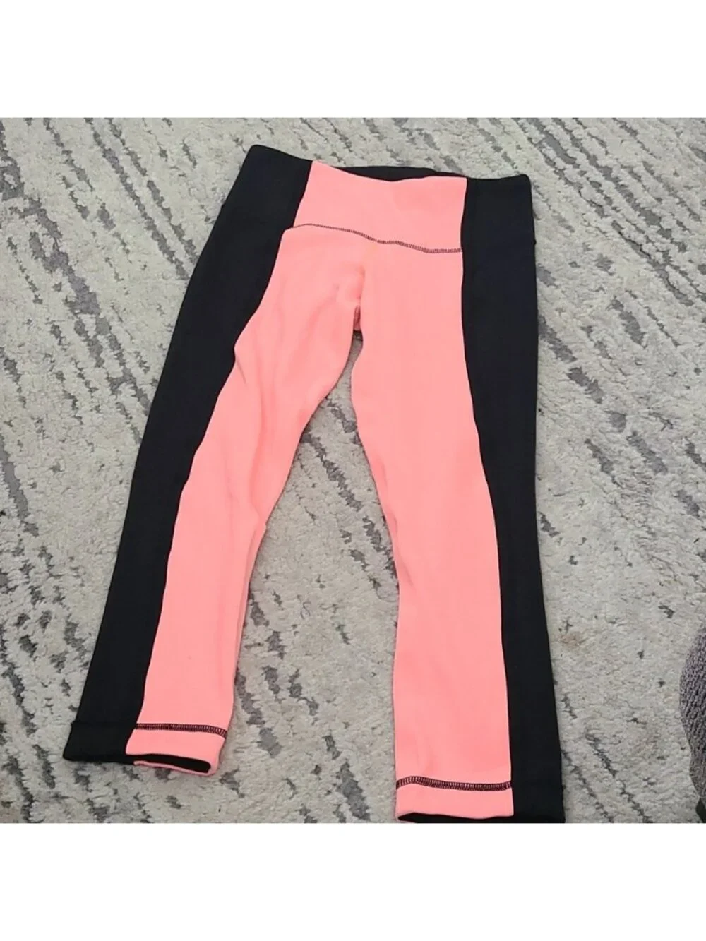 lululemon athletica bonded seams
